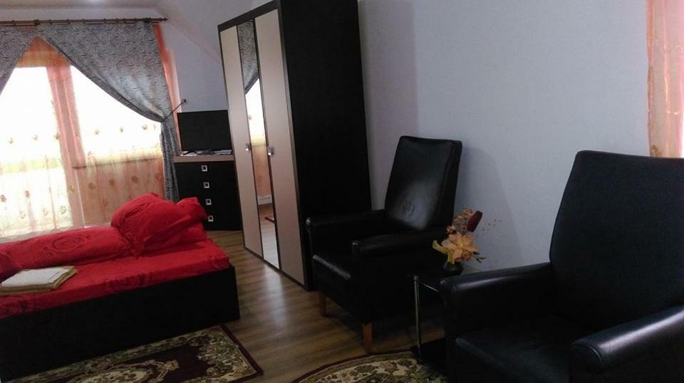 Vila Annemaryy Arbore Екстериор снимка