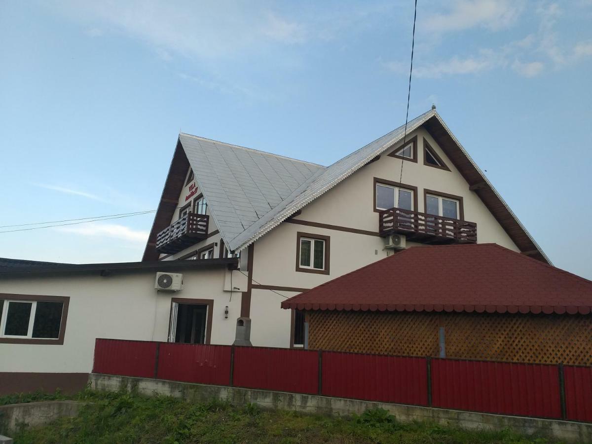 Vila Annemaryy Arbore Екстериор снимка